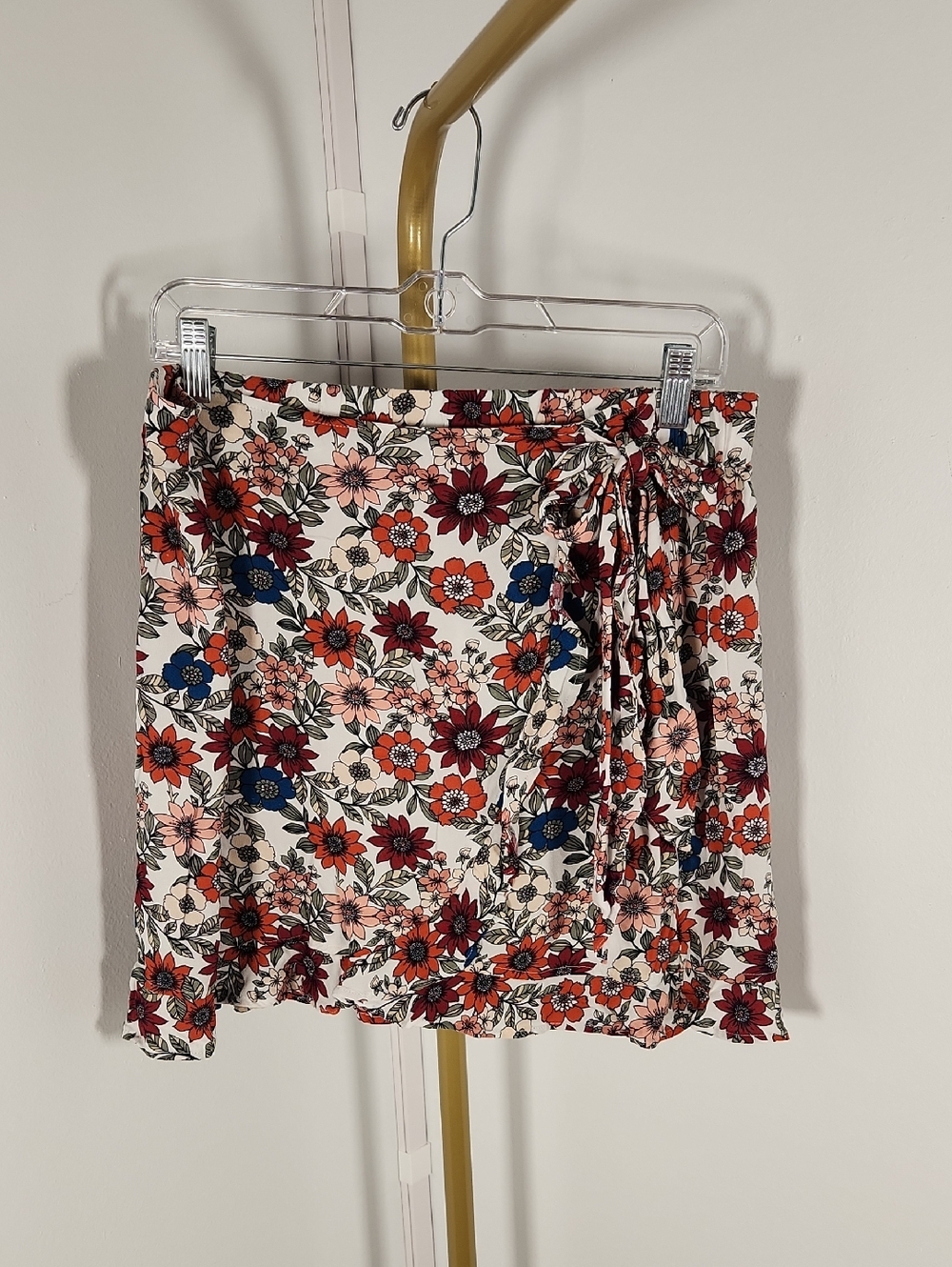 LOFT Floral Faux Wrap Mini Skirt - White with Red, Pink, Orange & Blue Flowers
